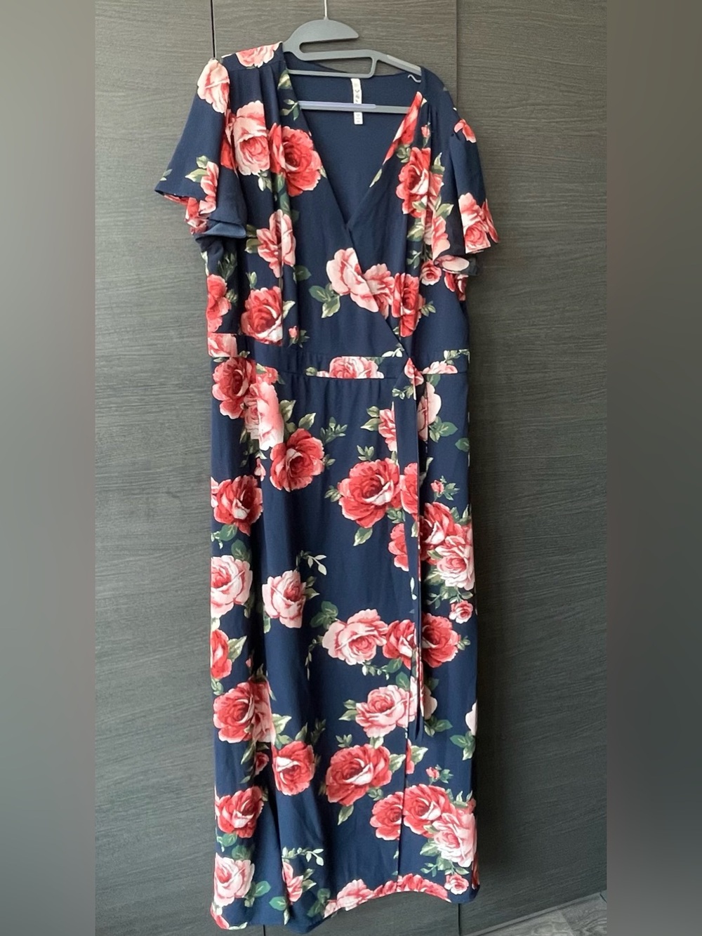 FLORAL MAXI DRESS